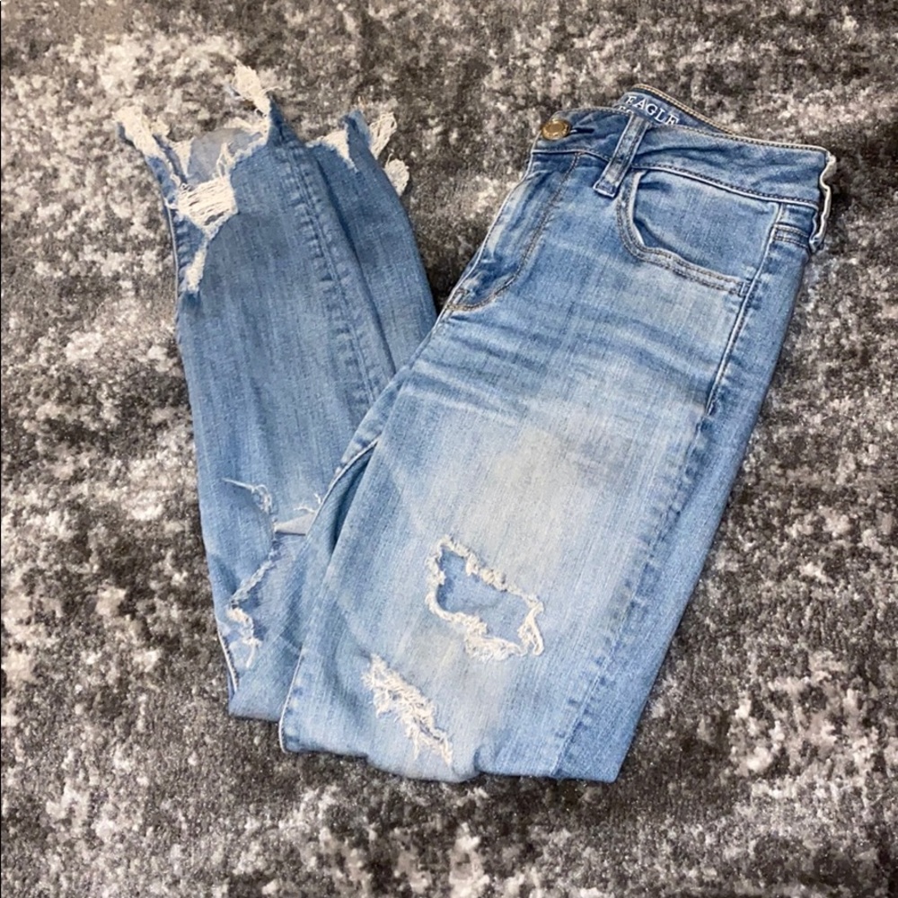 American eagle ripped jeans